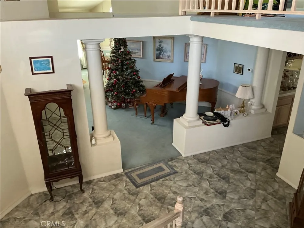 20404 Half Moon Court Apple Valley, CA 92308
