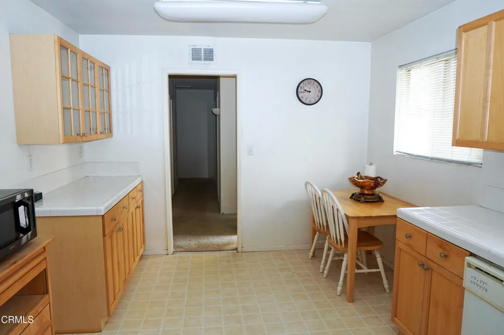 607 Calle Tulipan Thousand Oaks, CA 91360