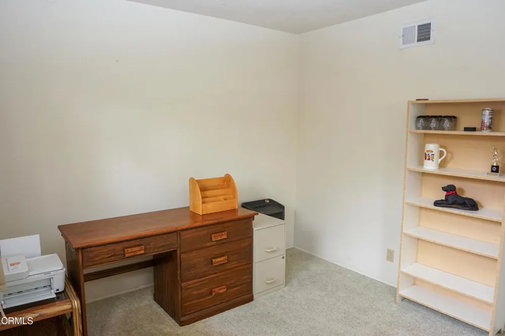 607 Calle Tulipan Thousand Oaks, CA 91360