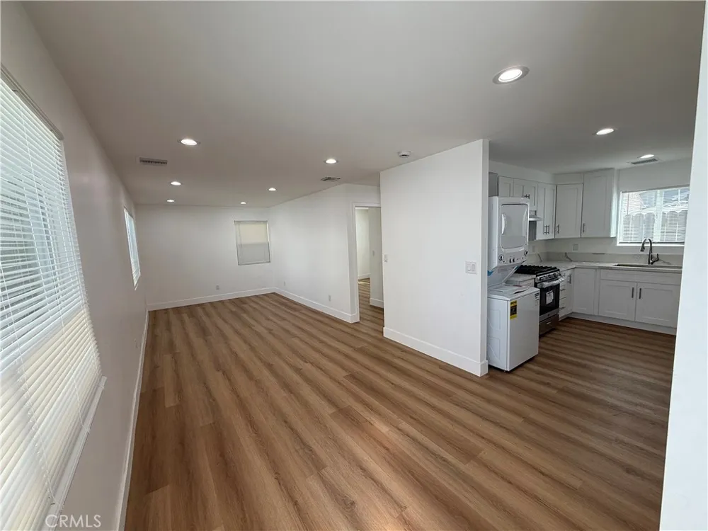 2808 Exposition Pl Los Angeles, CA 90018