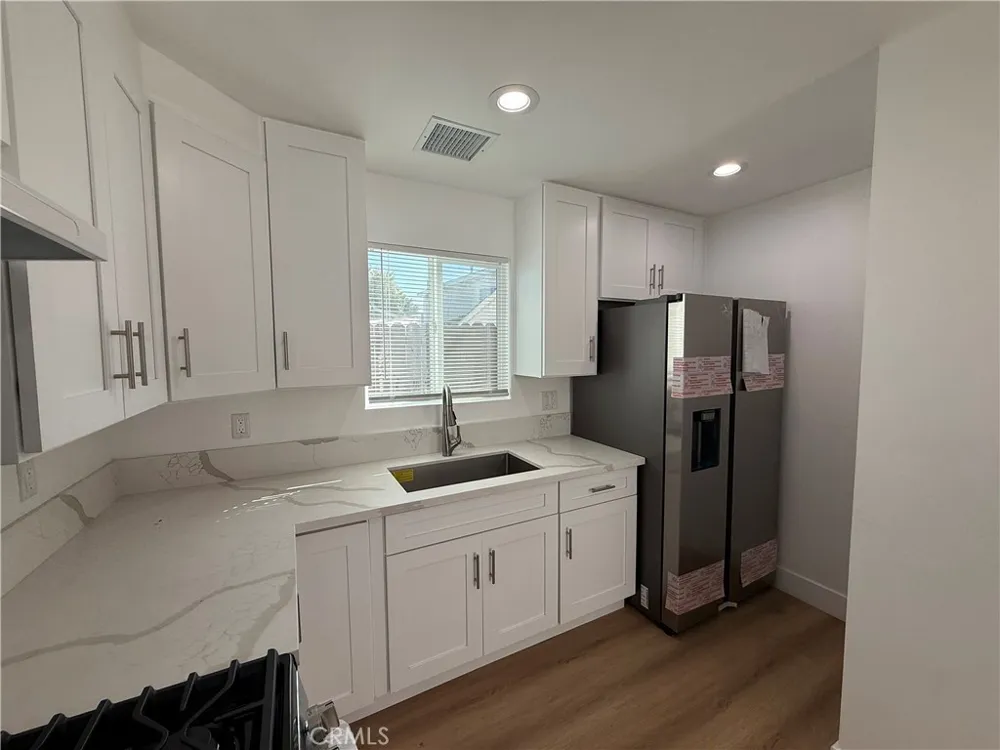 2808 Exposition Pl Los Angeles, CA 90018