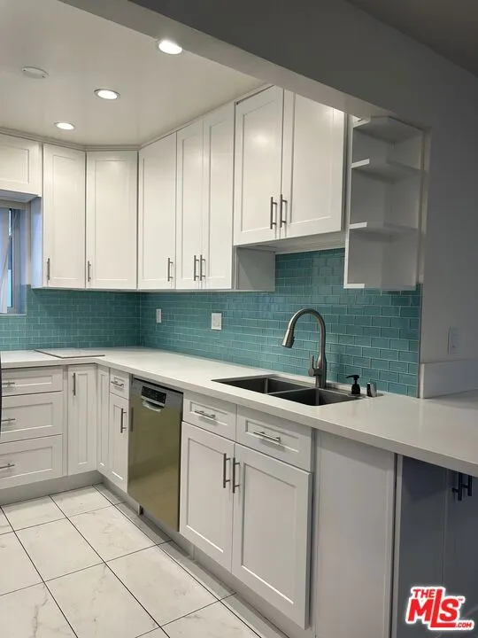 2452 Chelsea Place #E Santa Monica, CA 90404