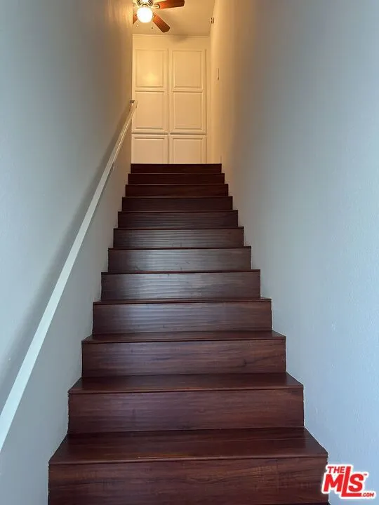 2452 Chelsea Place #E Santa Monica, CA 90404