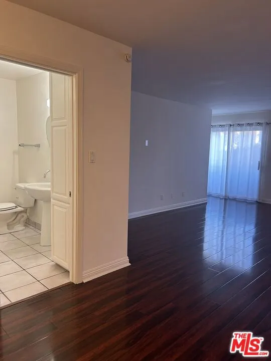 2452 Chelsea Place #E Santa Monica, CA 90404