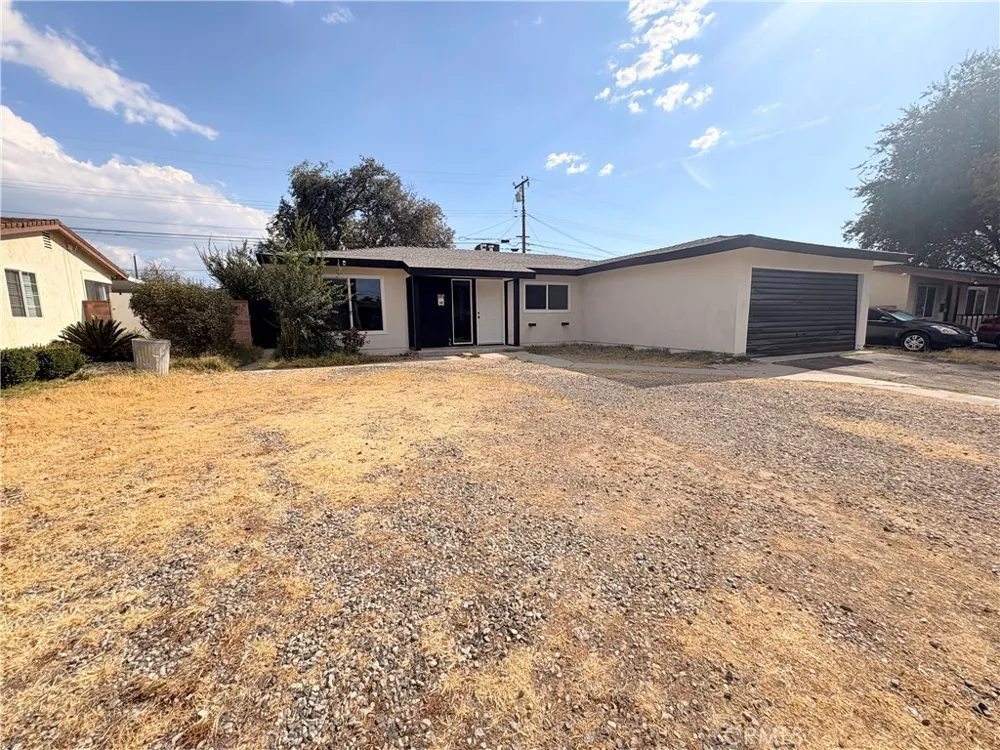 408 Langhorn Lancaster, CA 93535