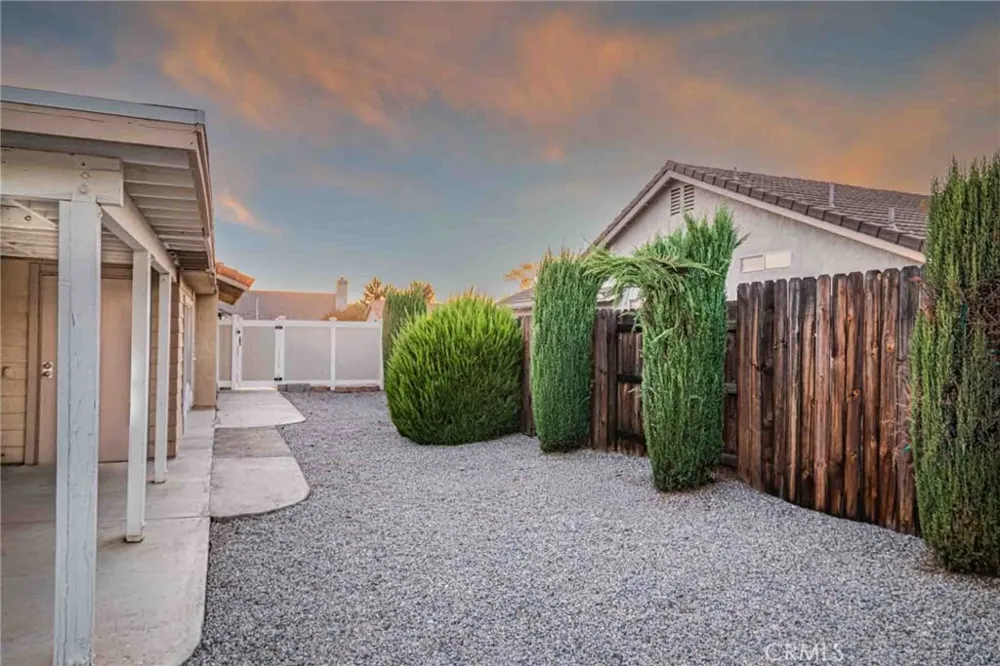 29386 Lake Forest Sun City, CA 92586