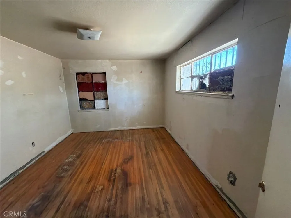 38633 Lemsford Avenue Palmdale, CA 93550