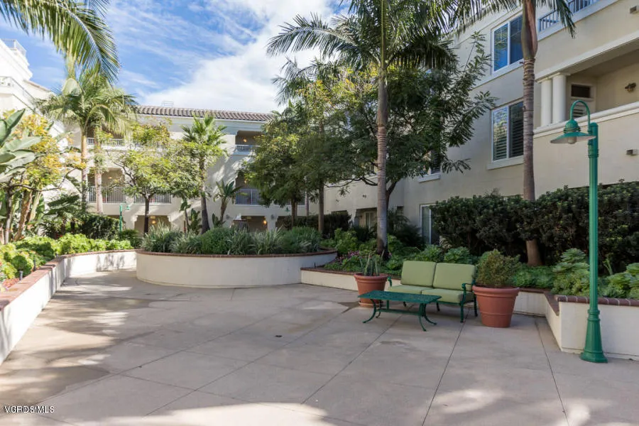 4268 Tradewinds Drive Oxnard, CA 93035