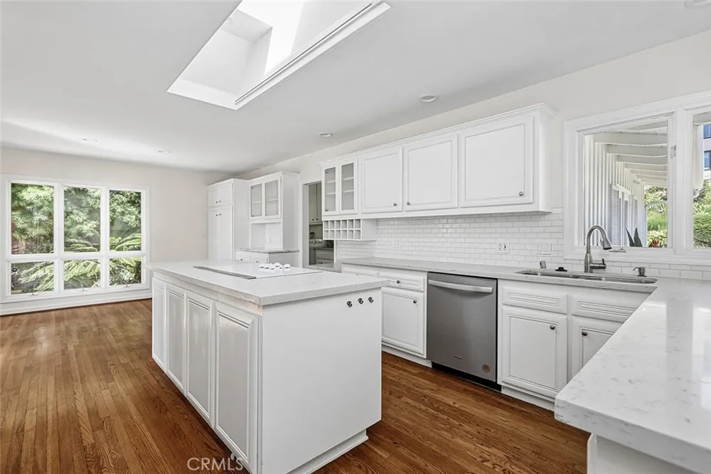 1109 Via Romero Palos Verdes Estates, CA 90274