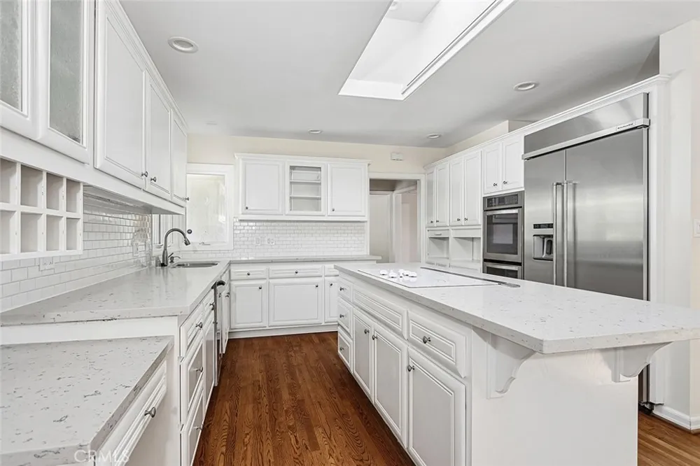 1109 Via Romero Palos Verdes Estates, CA 90274