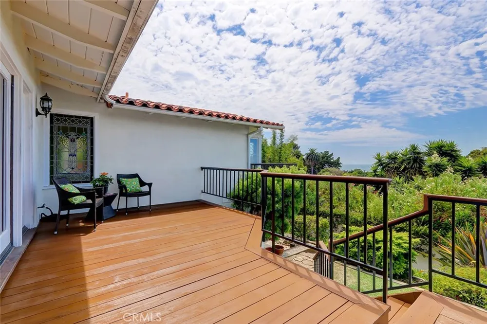 1109 Via Romero Palos Verdes Estates, CA 90274