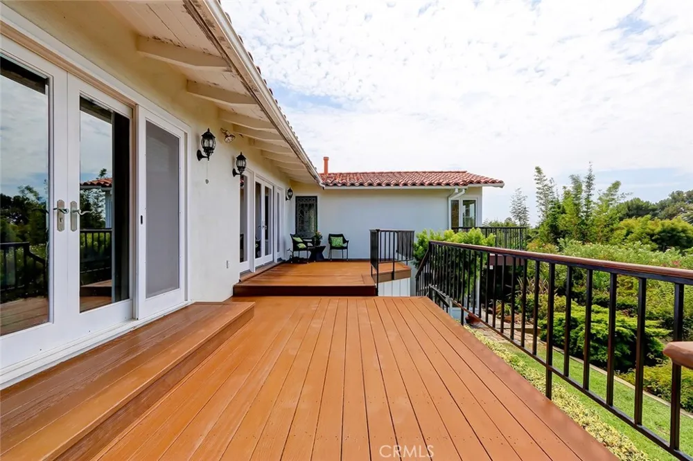1109 Via Romero Palos Verdes Estates, CA 90274
