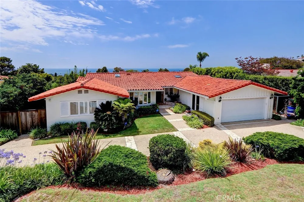 1109 Via Romero Palos Verdes Estates, CA 90274