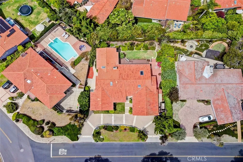 1109 Via Romero Palos Verdes Estates, CA 90274
