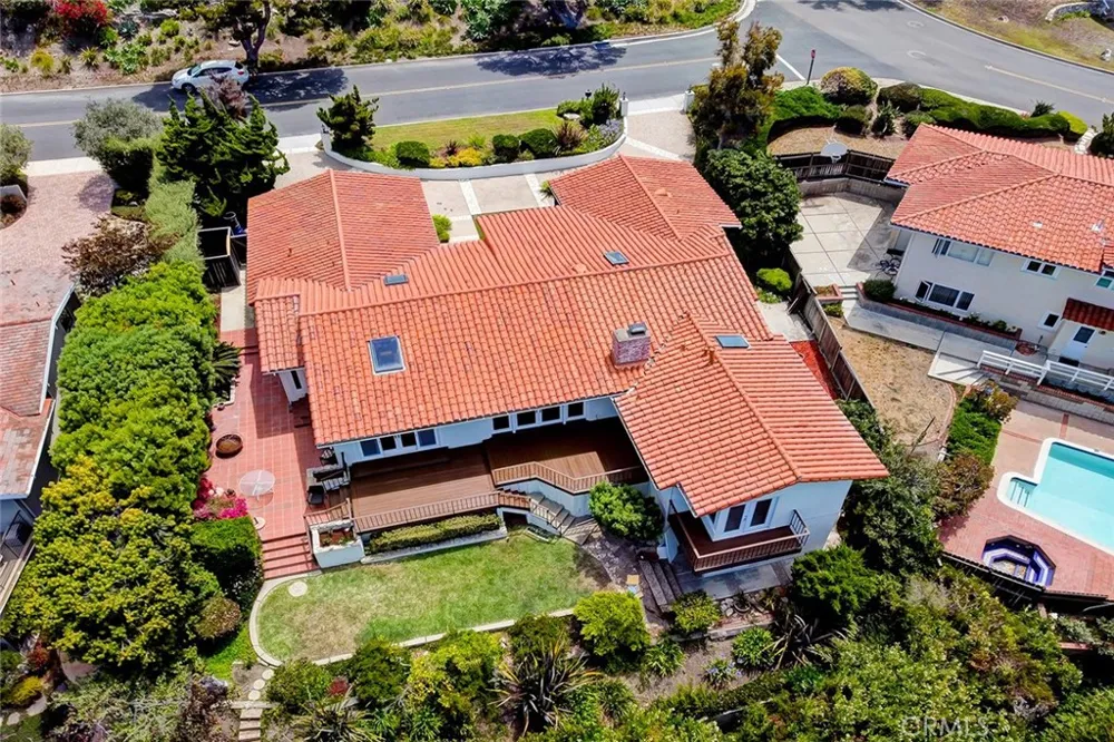 1109 Via Romero Palos Verdes Estates, CA 90274