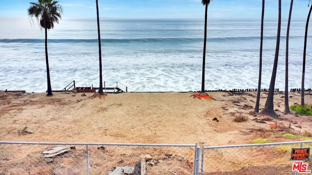 20940 Pacific Coast Highway Malibu, CA 90265