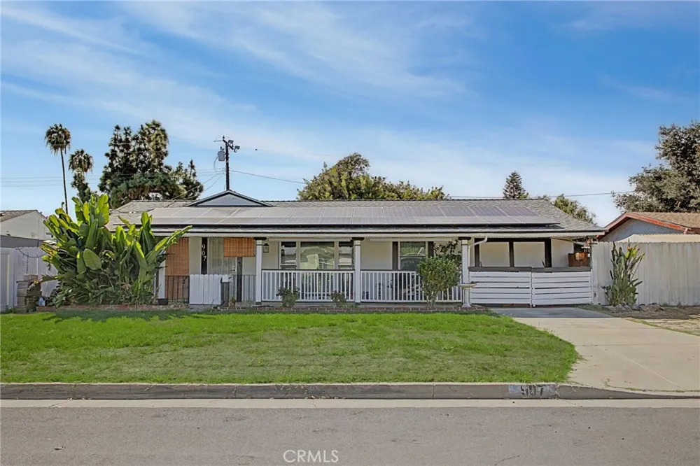 907 S Danehurst Glendora, CA 91740