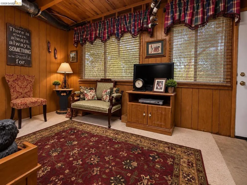 19007 Digger Pine St Groveland, CA 95321
