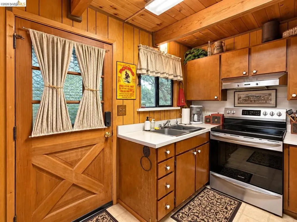 19007 Digger Pine St Groveland, CA 95321