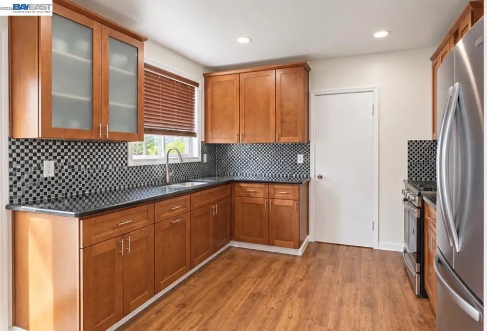 921 Hutchings Drive San Leandro, CA 94577
