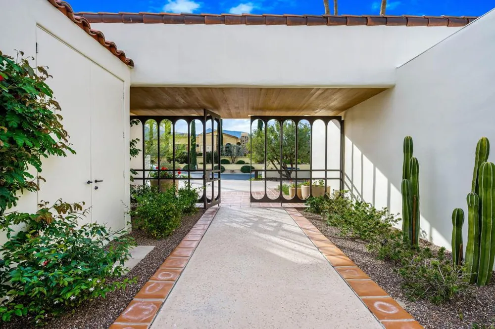 49150 Della Robia Lane Palm Desert, CA 92260