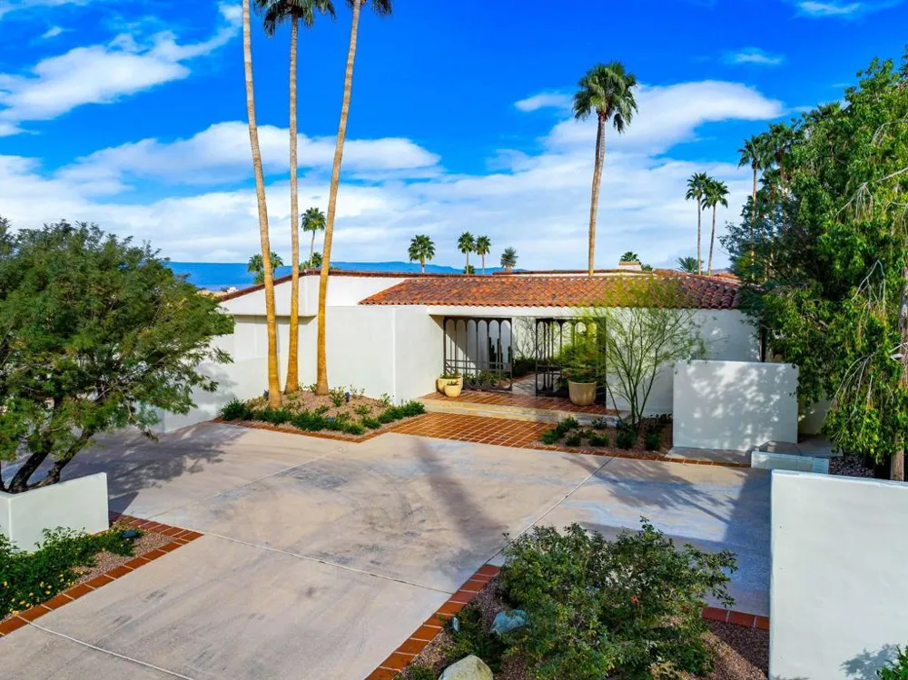 49150 Della Robia Lane Palm Desert, CA 92260