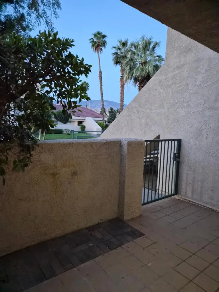 32505 Candlewood Drive #27 Cathedral City, CA 92234