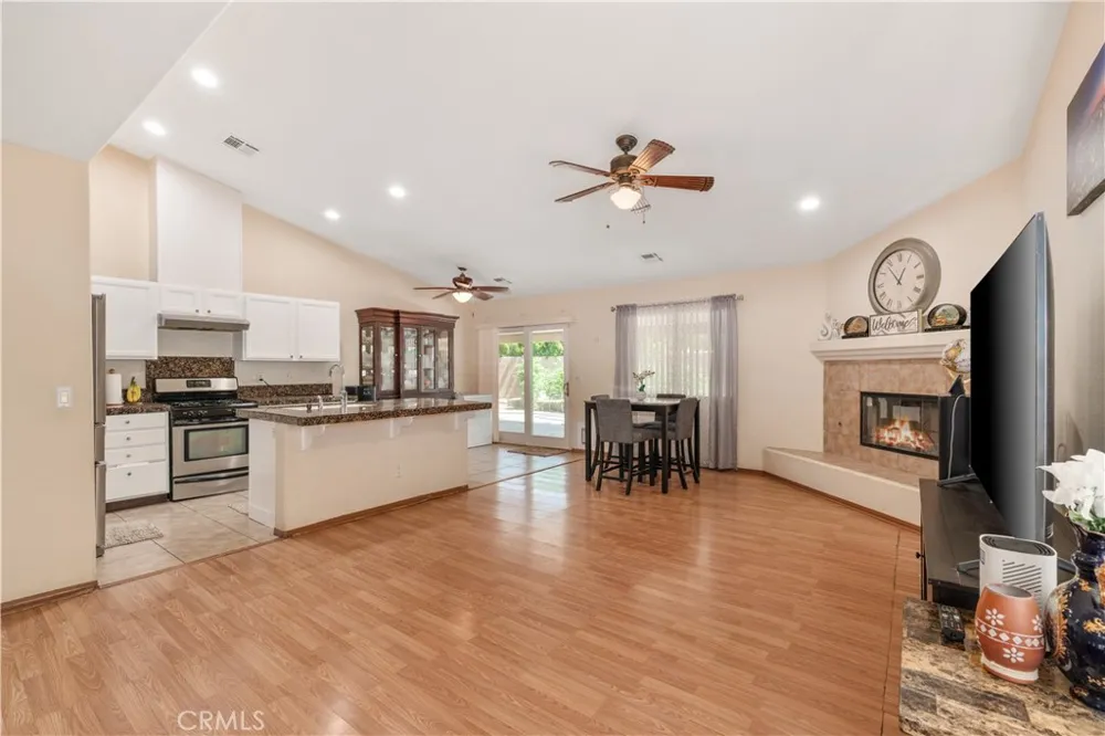 32580 Cielo Vista Road Cathedral City, CA 92234