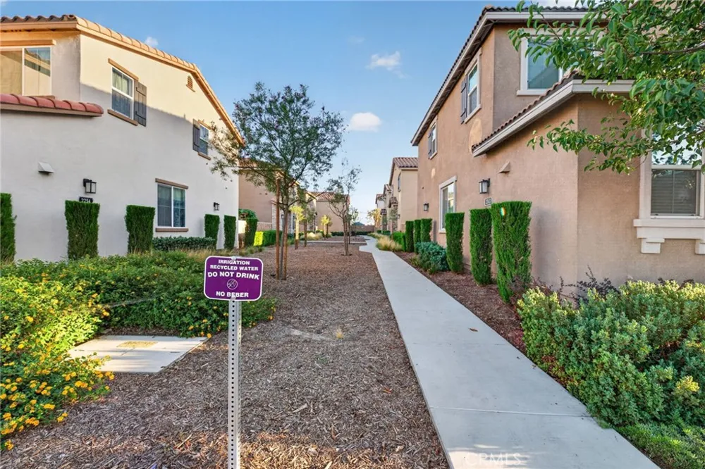2245 Liberty Court Perris, CA 92571