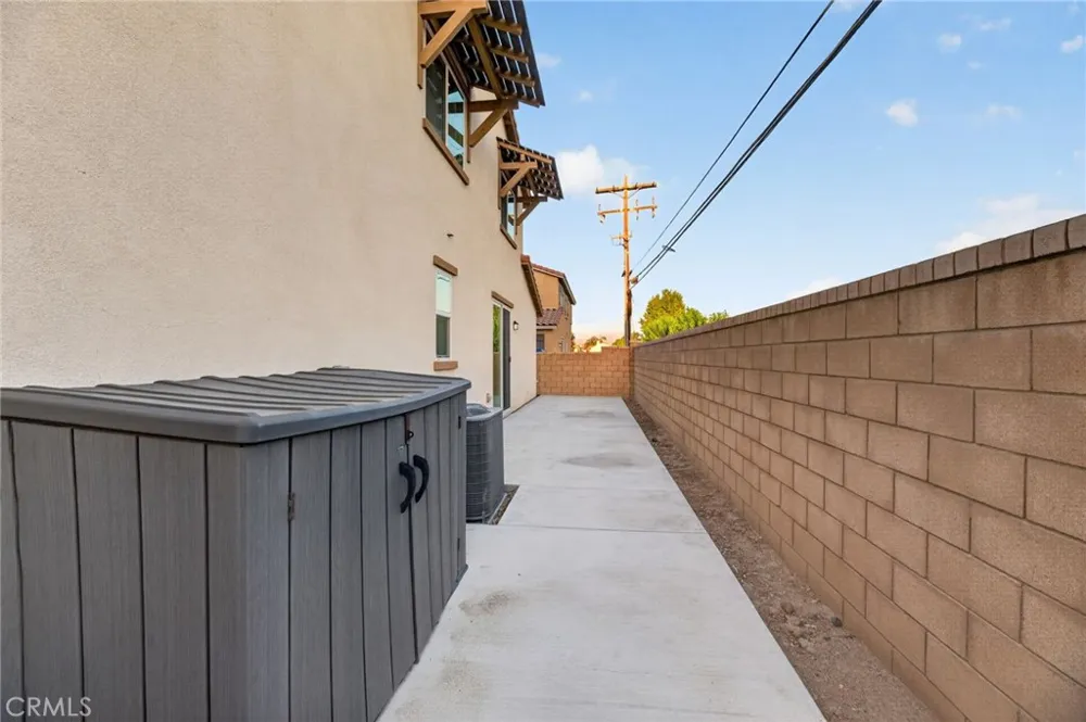 2245 Liberty Court Perris, CA 92571