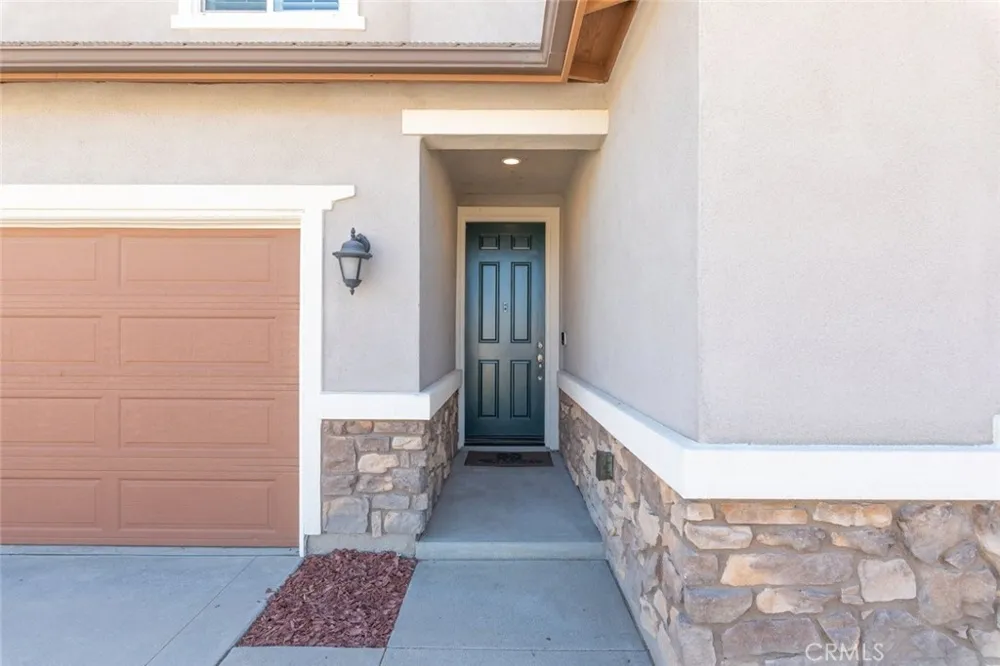 29108 Basswood Lake Elsinore, CA 92530