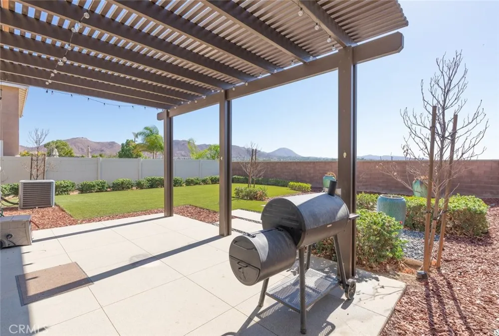 29108 Basswood Lake Elsinore, CA 92530