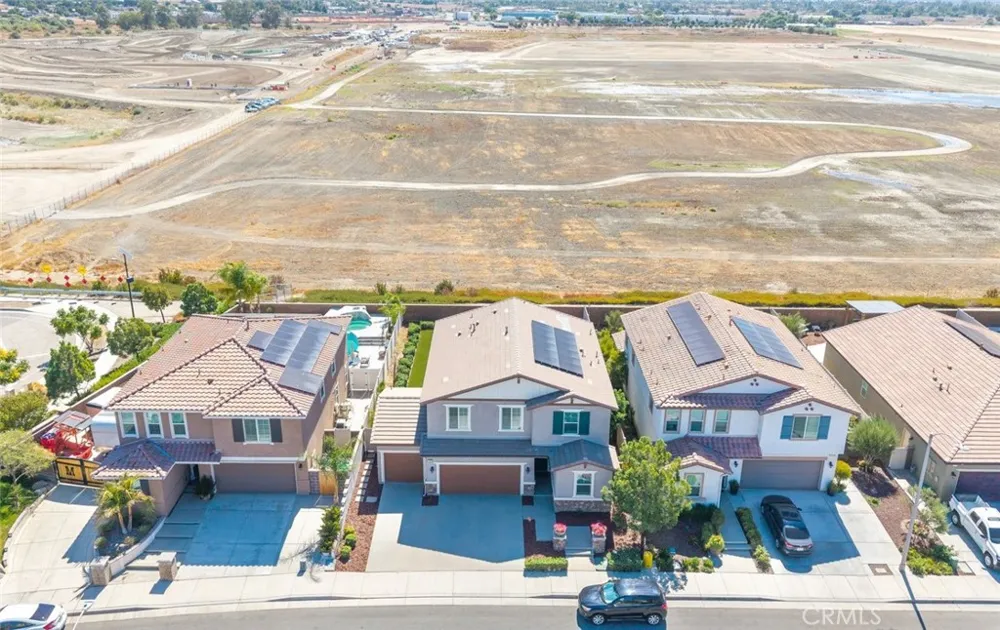 29108 Basswood Lake Elsinore, CA 92530