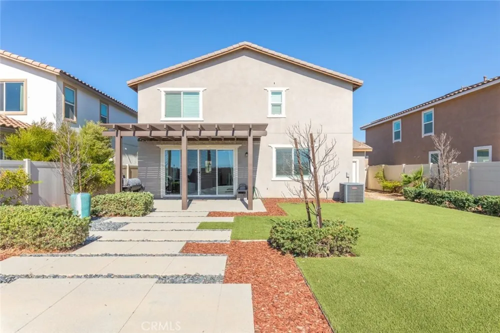 29108 Basswood Lake Elsinore, CA 92530