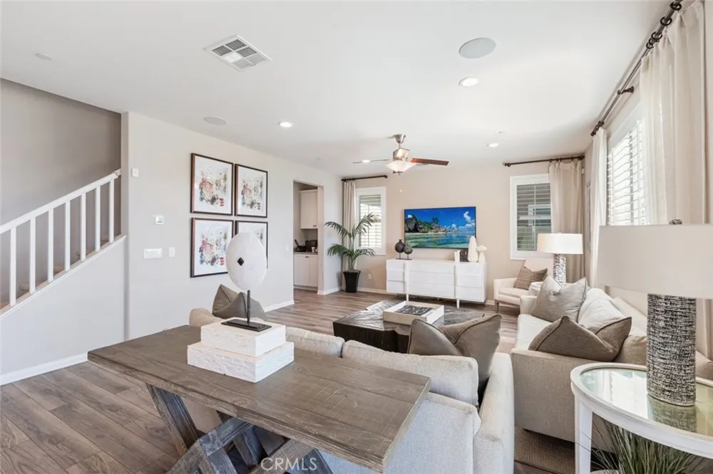 29108 Basswood Lake Elsinore, CA 92530