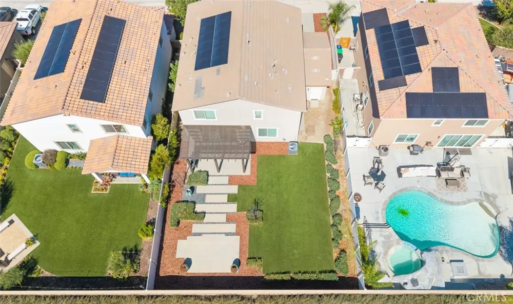 29108 Basswood Lake Elsinore, CA 92530