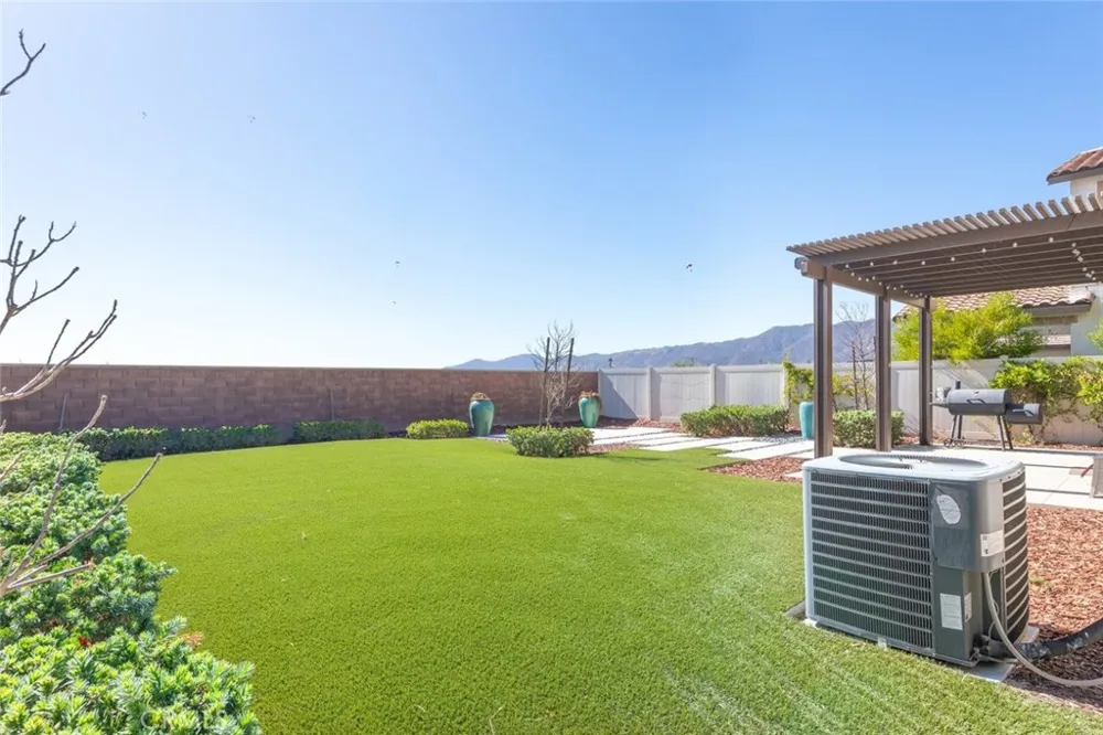 29108 Basswood Lake Elsinore, CA 92530