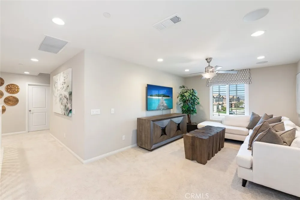 29108 Basswood Lake Elsinore, CA 92530