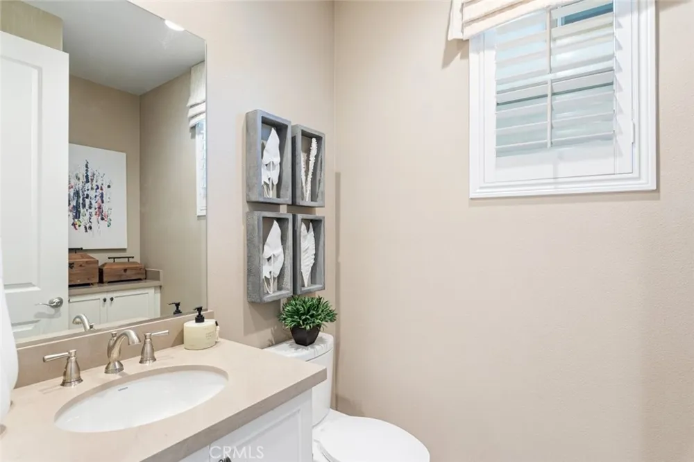 29108 Basswood Lake Elsinore, CA 92530