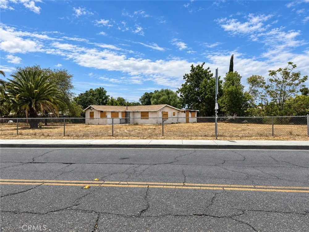 27987 Jefferson Avenue Menifee, CA 92585