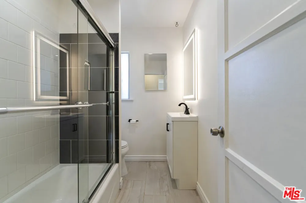 5641 Clemson Street Los Angeles, CA 90016