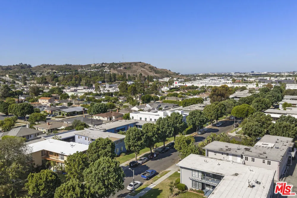5641 Clemson Street Los Angeles, CA 90016