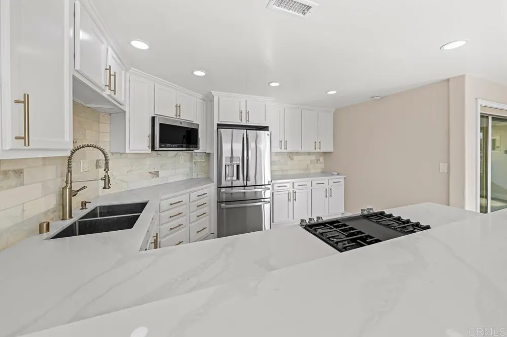 1110 Monterey Drive El Cajon, CA 92020