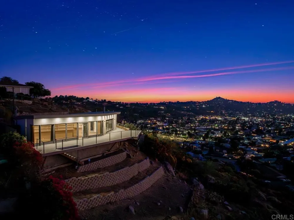 1110 Monterey Drive El Cajon, CA 92020