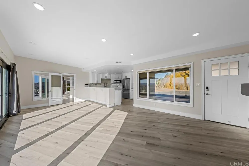 1110 Monterey Drive El Cajon, CA 92020