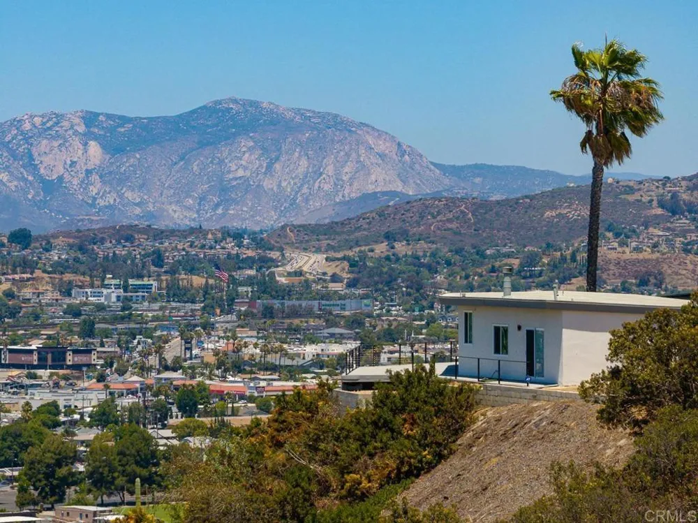 1110 Monterey Drive El Cajon, CA 92020