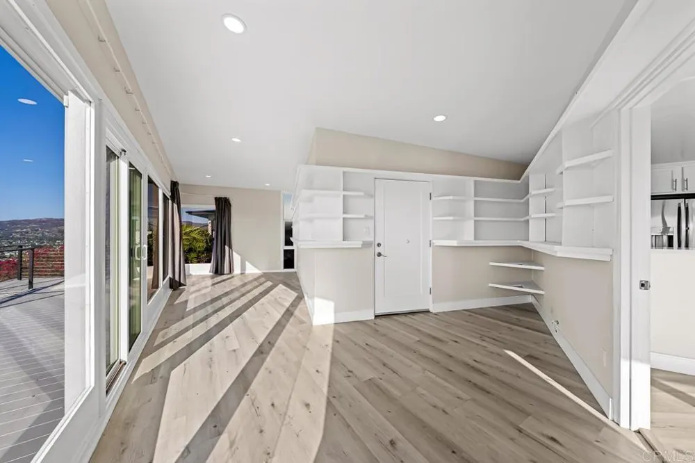 1110 Monterey Drive El Cajon, CA 92020