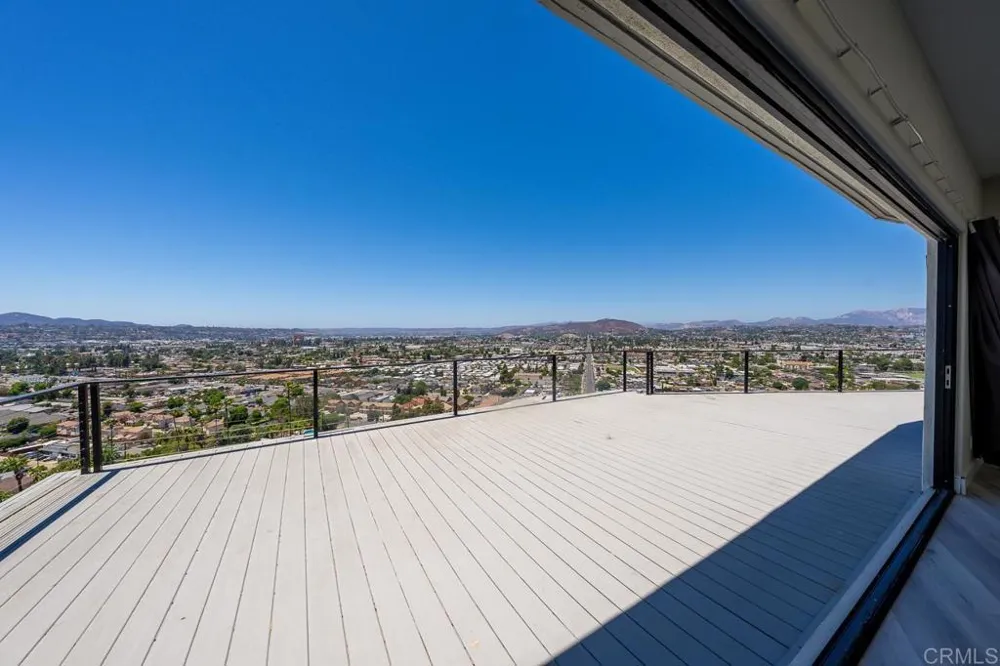 1110 Monterey Drive El Cajon, CA 92020