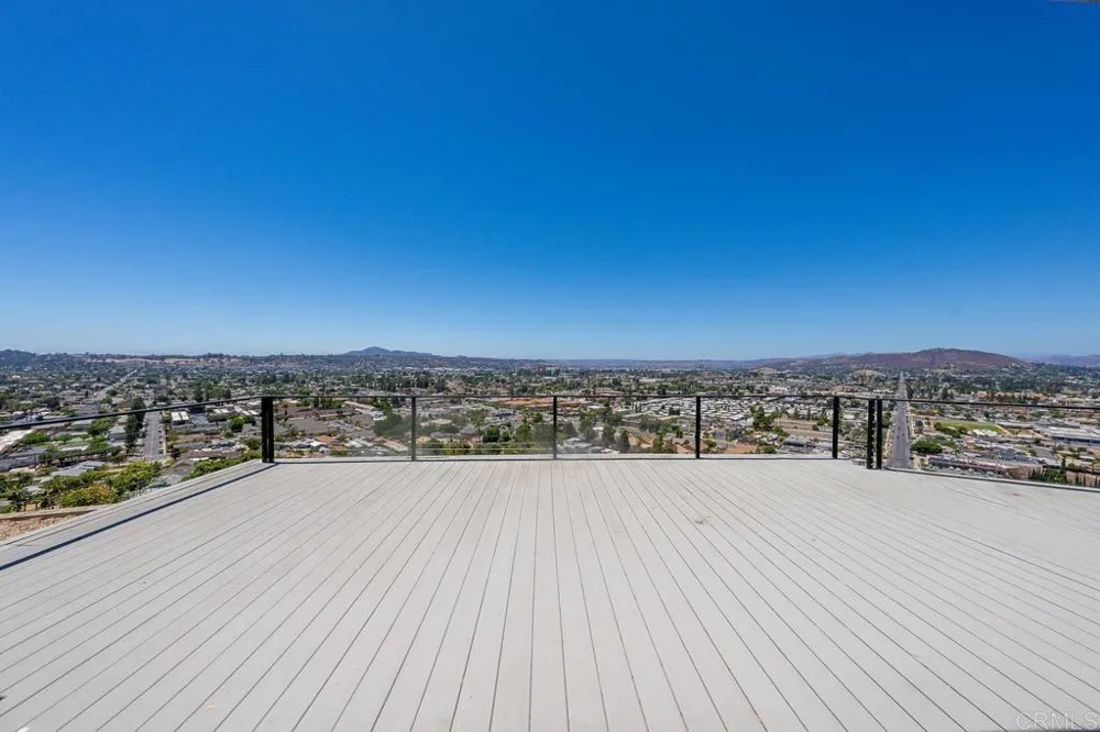 1110 Monterey Drive El Cajon, CA 92020