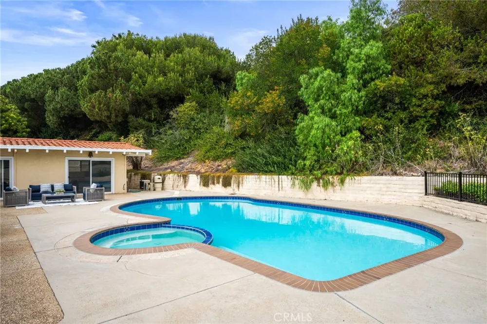 30104 Avenida Tranquila Rancho Palos Verdes, CA 90275